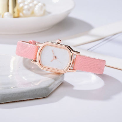 Oval Dial Retro Watches - Fashionista Finesse
