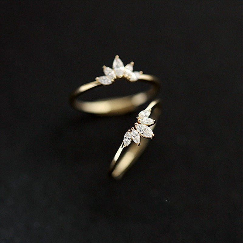 Simple Crown Rings - Fashionista Finesse