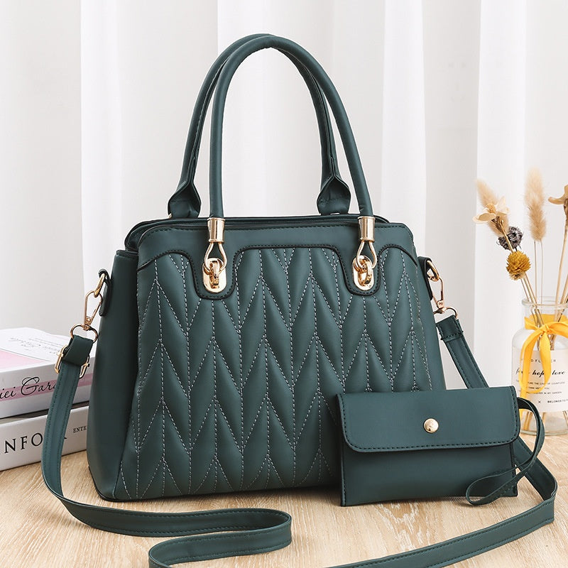 Diamond Pattern Fashionable Handbag