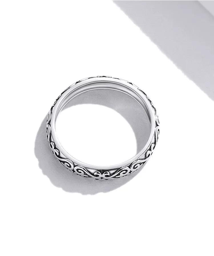 Women's Silver Ring - Fashionista Finesse